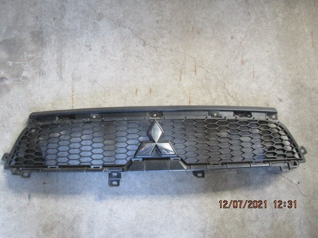 gril outlander 6402a198 vanaf 2010 tot 2013, Niet ingevuld, Gebruikt, Niet ingevuld, Mitsubishi