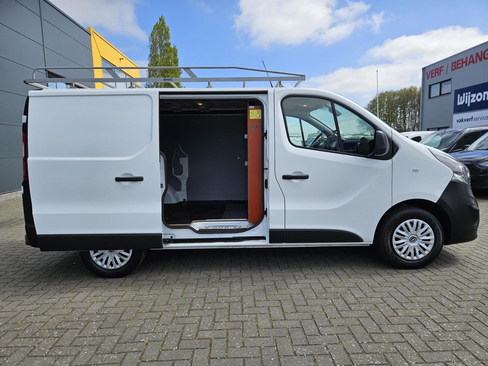 Opel Vivaro 1.6 CDTI L1H1 Airco Camera lage km Trekhaak, Voorwielaandrijving, 15 km/l, Gebruikt, Euro 6