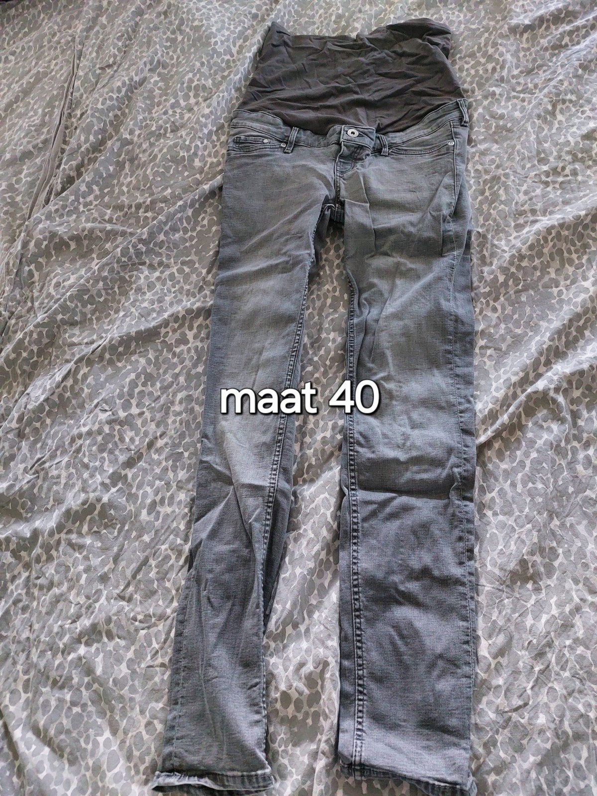 Grijze zwangerschapsjeans maat 40, Kleding | Dames, Positiekleding, Maat 38/40 (M), Ophalen of Verzenden, Onbekend, Grijs