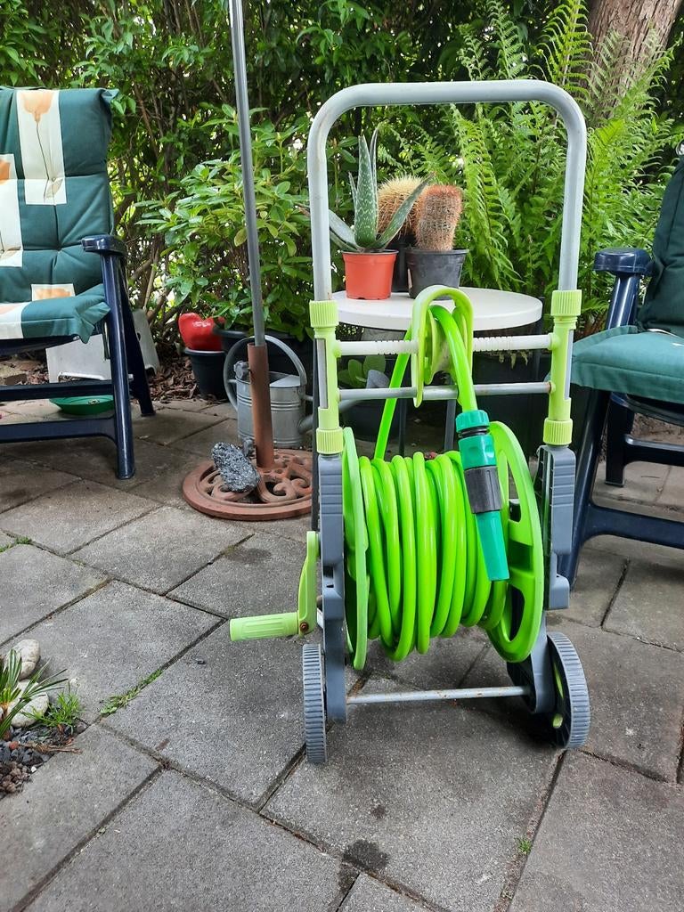 25.m. Tuinslang  op haspel 30 euro, Tuin en Terras, Tuinslangen, Ophalen, Tuinslang