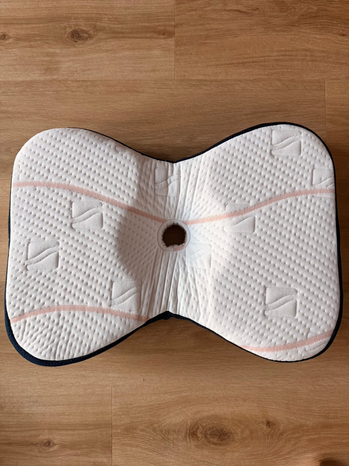 Mline Athletic Pillow Hoofdkussen | Ongebruikt, Eenpersoons, Wit, Nieuw, Ophalen of Verzenden