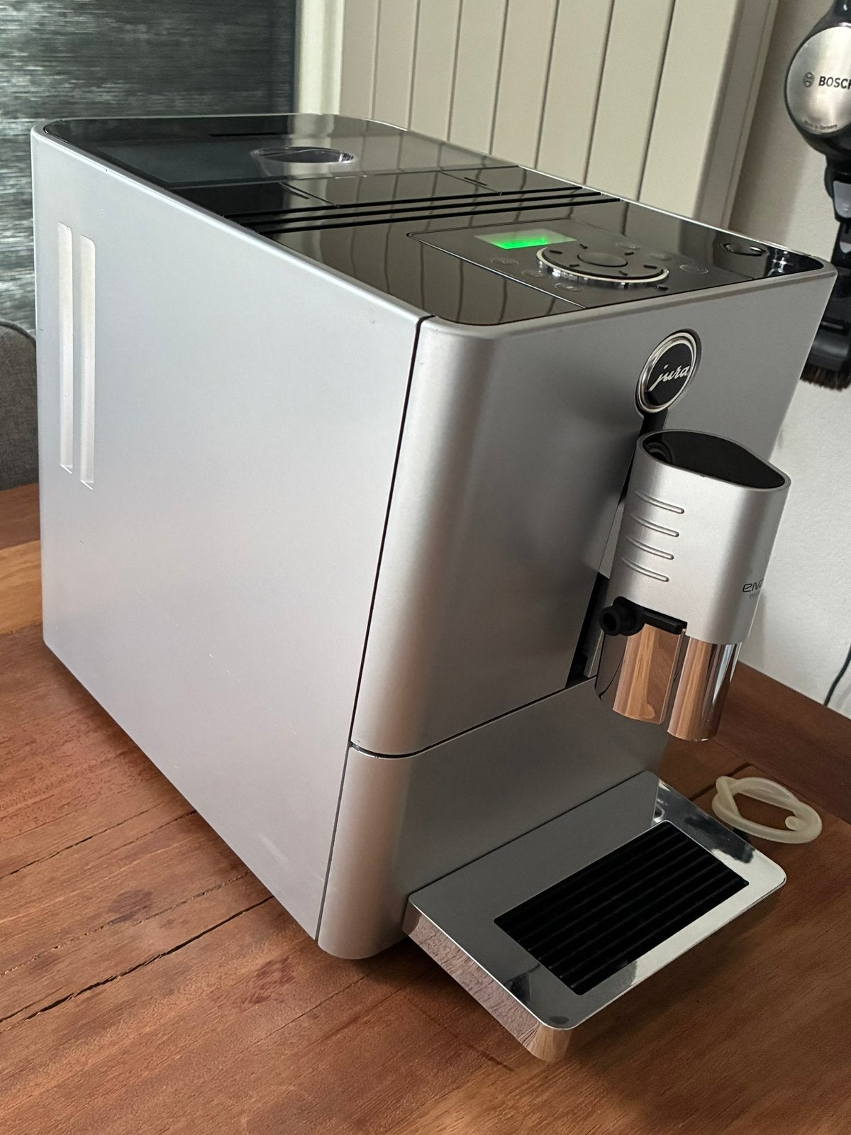 Jura Ena Micro 9 in topstaat, Ophalen, Afneembaar waterreservoir, Koffiemachine, Zo goed als nieuw