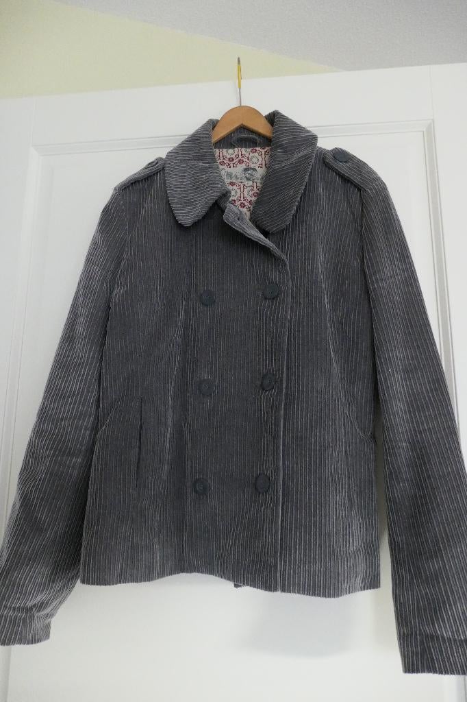Mooie casual wear  ribcorduroy jas maat 42, Kleding | Dames, Jassen | Winter, Maat 42/44 (L), Ophalen of Verzenden, Zo goed als nieuw