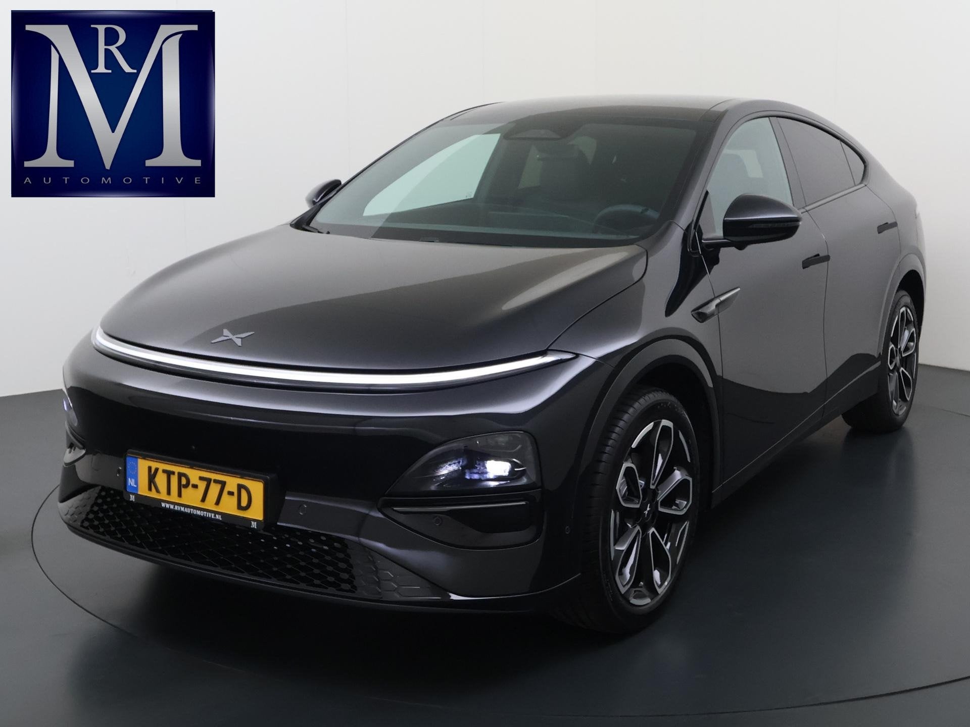 XPENG G6 AWD Performance 80.8 kWh VAN:54.900,- VOOR:50.877,-, Auto's, Automaat, Gebruikt, Zwart, Zwart