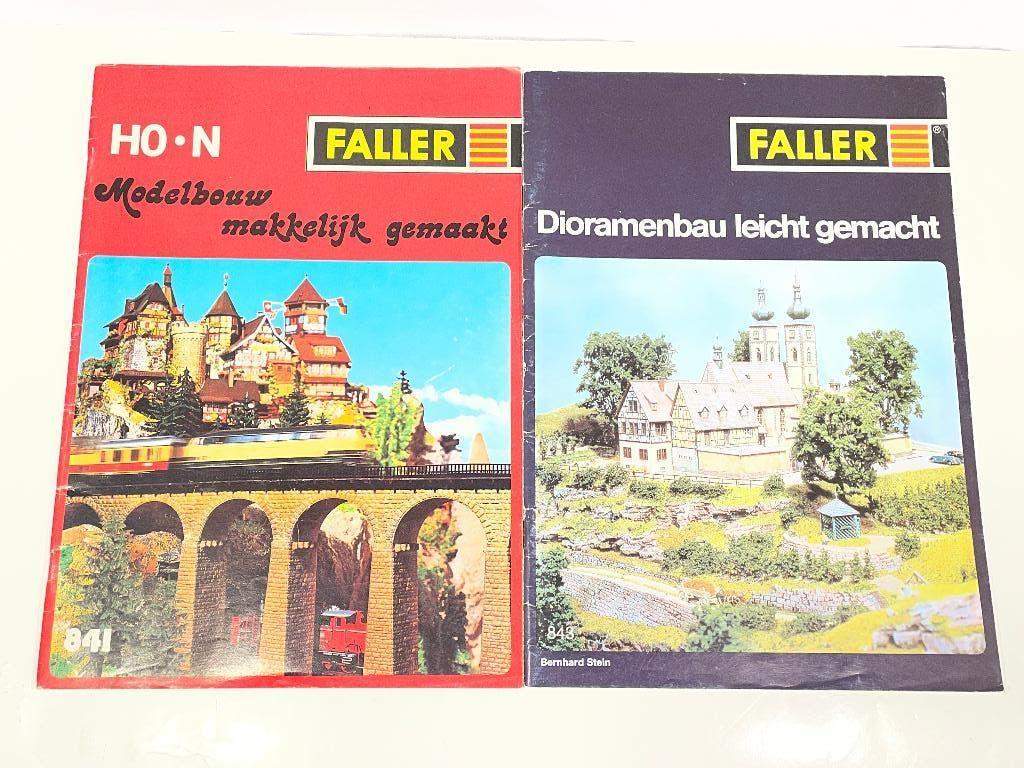 2x Faller modelbaanontwerpen, Hobby en Vrije tijd, Modeltreinen | H0, Overige merken, Gebruikt, Gelijkstroom of Wisselstroom, Boek, Tijdschrift of Catalogus