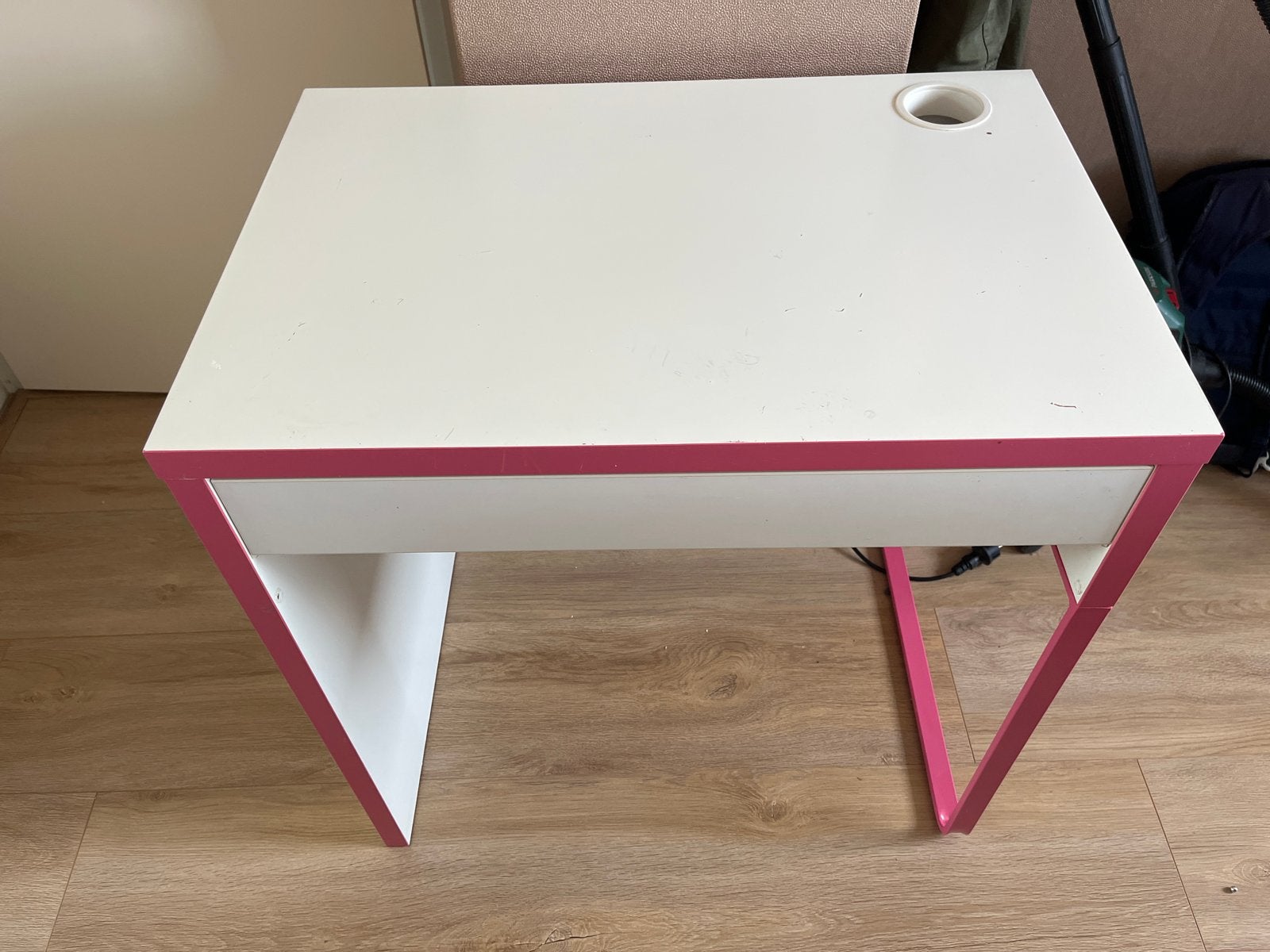 Leuk kinderbureau wit/roze met lade, Ophalen, Gebruikt, Met lades, Wit