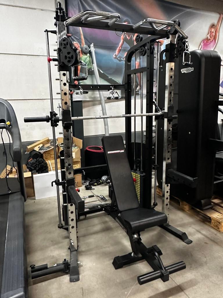 Barbarian Monstergym ,Smithmachine,Dual Pulley + Bankje, Sport en Fitness, Ophalen, Gebruikt, Rug, Overige typen