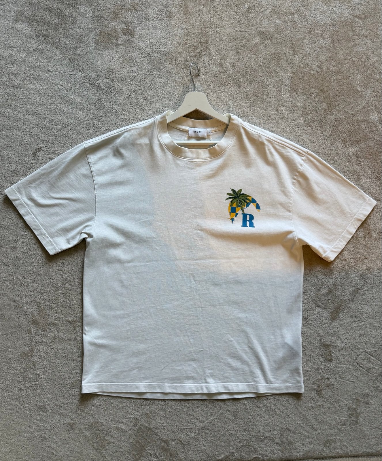 Rhude T-shirt met Formule 1 print - Maat L, Ophalen of Verzenden, Zo goed als nieuw, Maat 52/54 (L), Wit