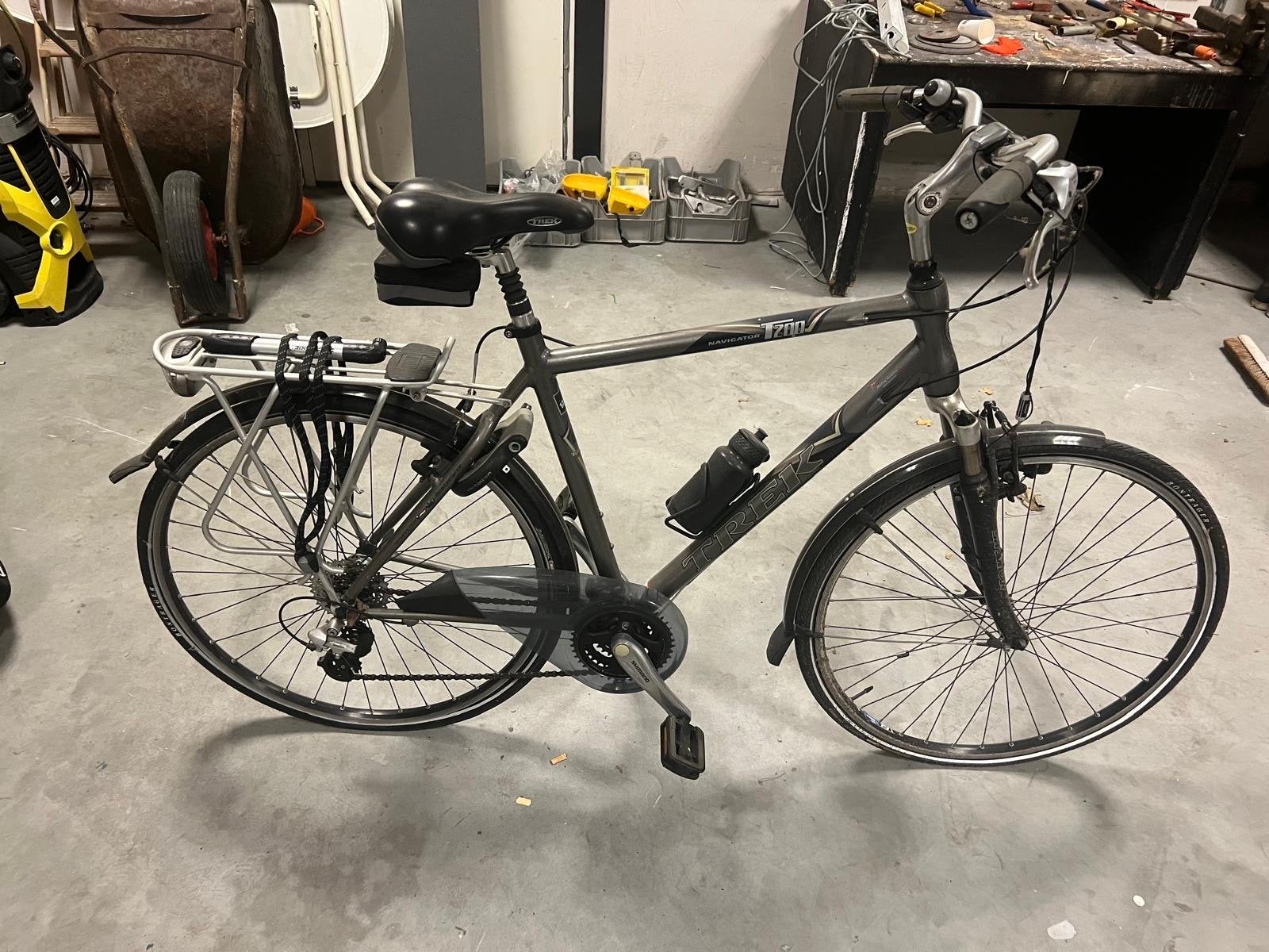 Trek Navigator T200 in perfecte staat, Velgrem, Versnellingen, Zo goed als nieuw, 53 tot 57 cm