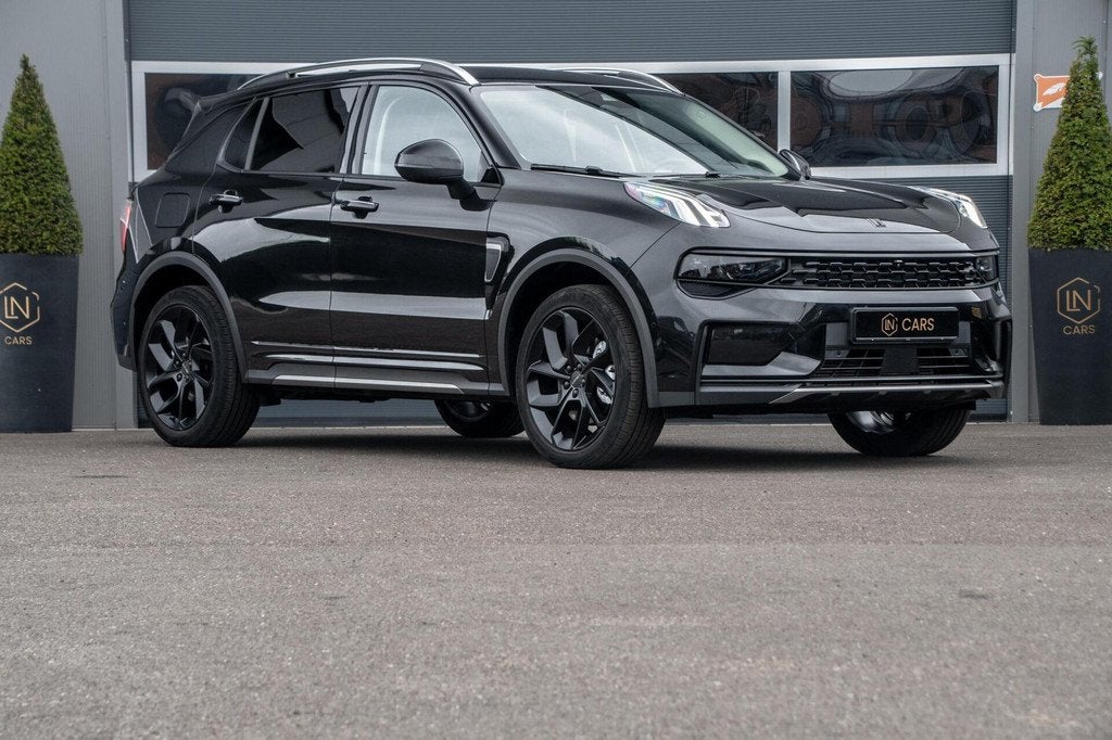 Lynk & Co 01 BLACK EDITION | Full Leder | De-Chrome | Uniek, Gebruikt, Met garantie (alle), Leder, Bedrijf