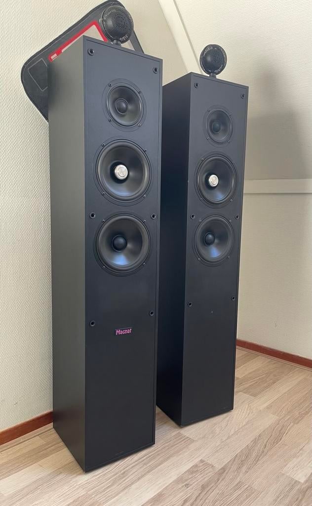 MAGNAT VIVA 33 - Zuilen Antraciet., Audio, Tv en Foto, Luidsprekers, Ophalen, Gebruikt, Magnat, 120 watt of meer