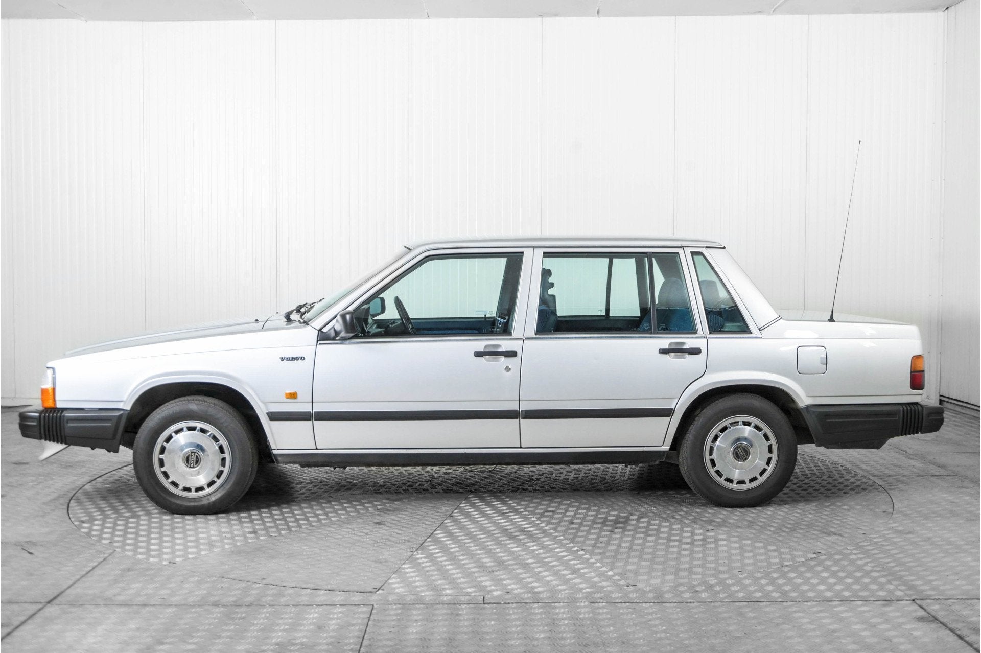 Volvo 740 (bj 1987), foto 9