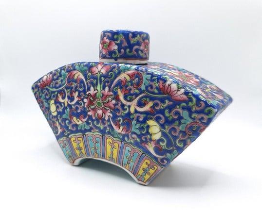 Waaiervormige Qianlong theebus, Antiek en Kunst, Verzenden