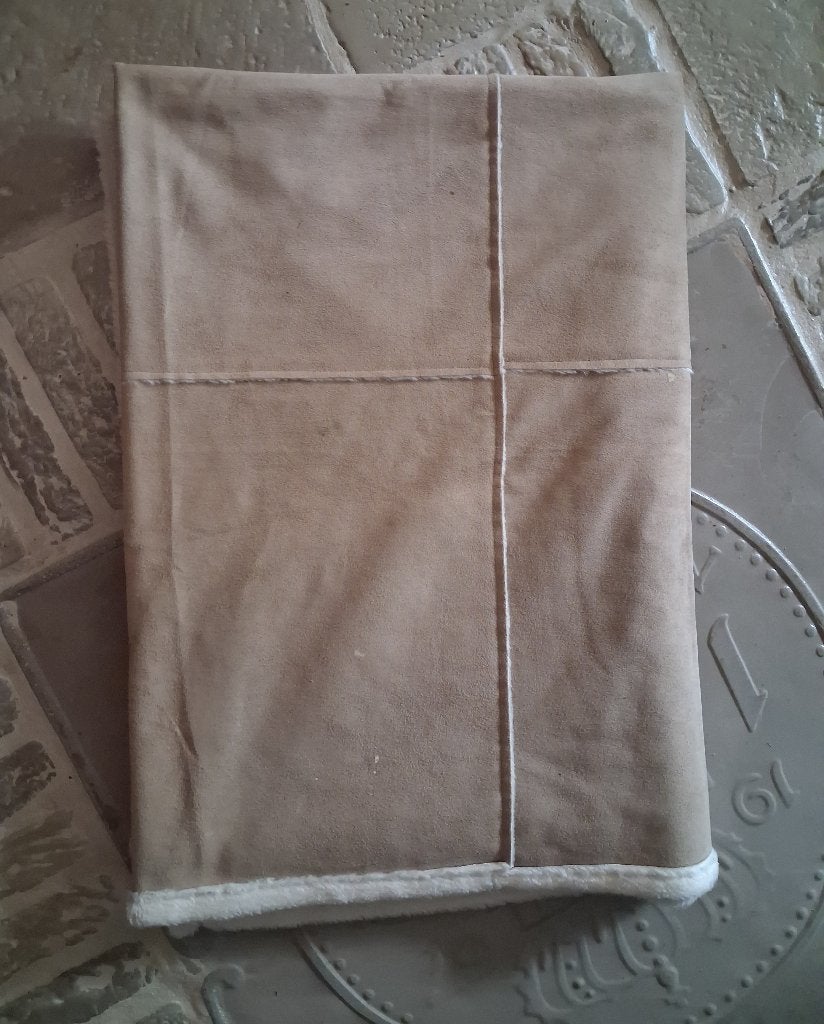 Woondeken Taupe Suedine 1 Persoons, Woondeken, Beige, Ophalen of Verzenden, Zo goed als nieuw