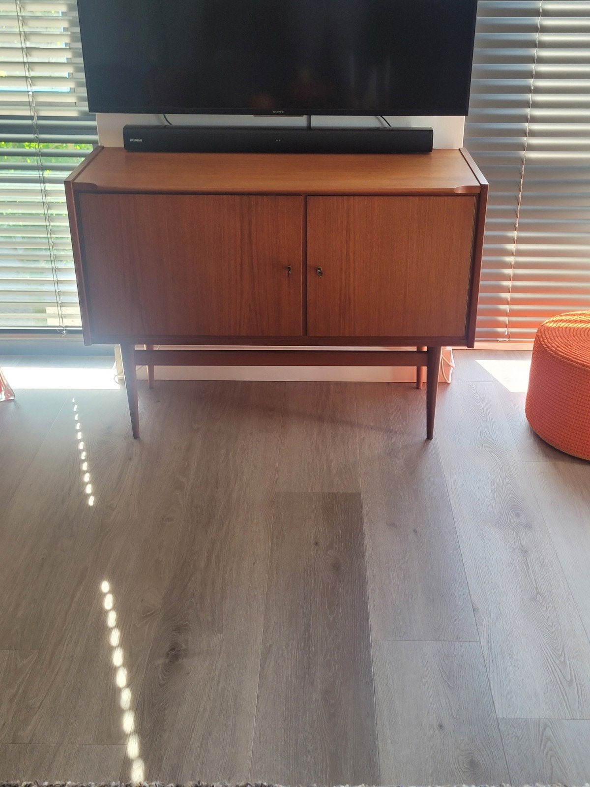 Te koop originele vintage/ retro dressoir/tv kast, Huis en Inrichting, Ophalen, Zo goed als nieuw, 25 tot 50 cm, 100 tot 150 cm