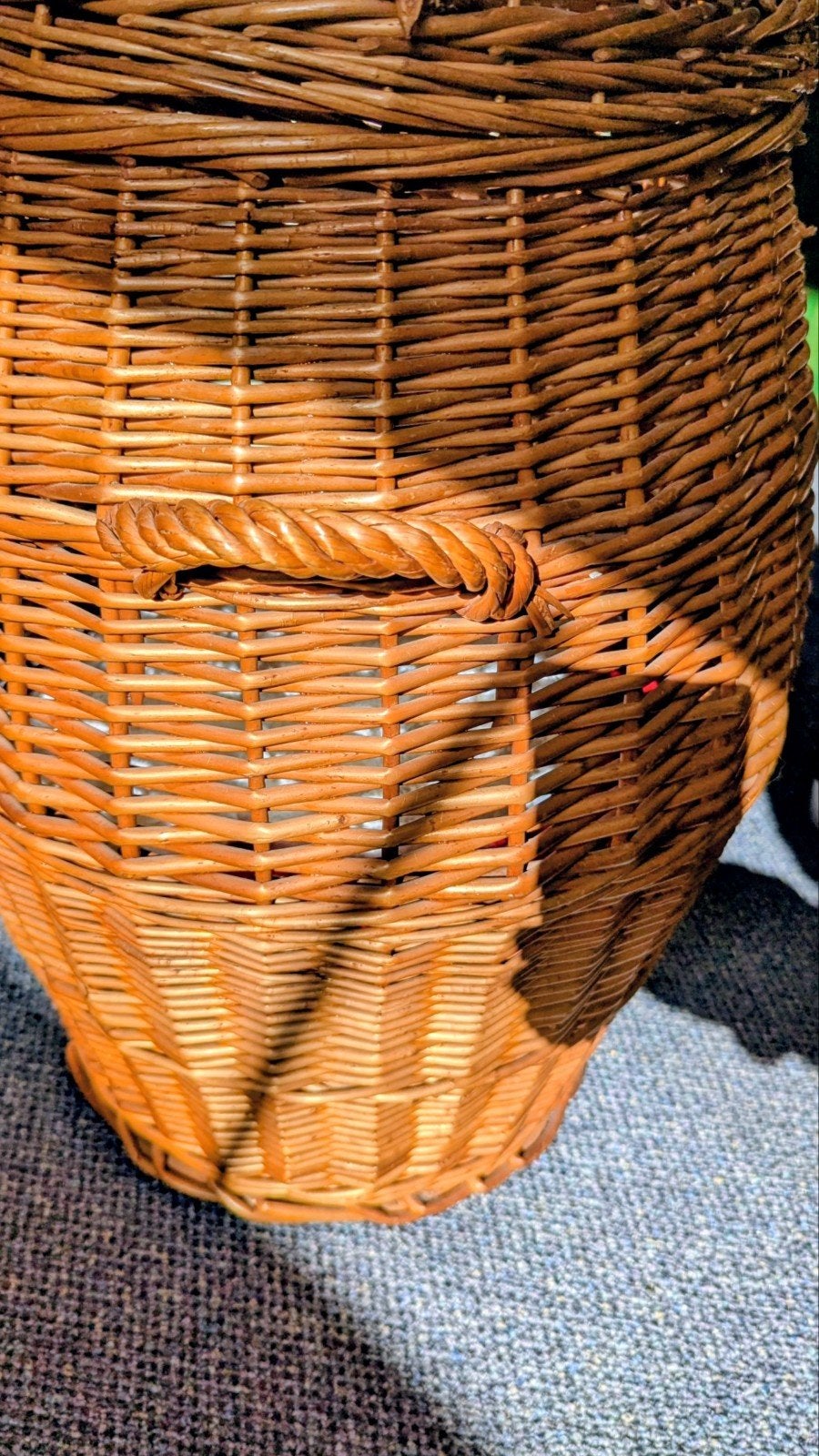 RIETEN MAND deksel handgrepen VEELOO imp.rotan vintage 60 70, Huis en Inrichting, Ophalen, Natuurlijk materiaal, Bruin, Landelijk