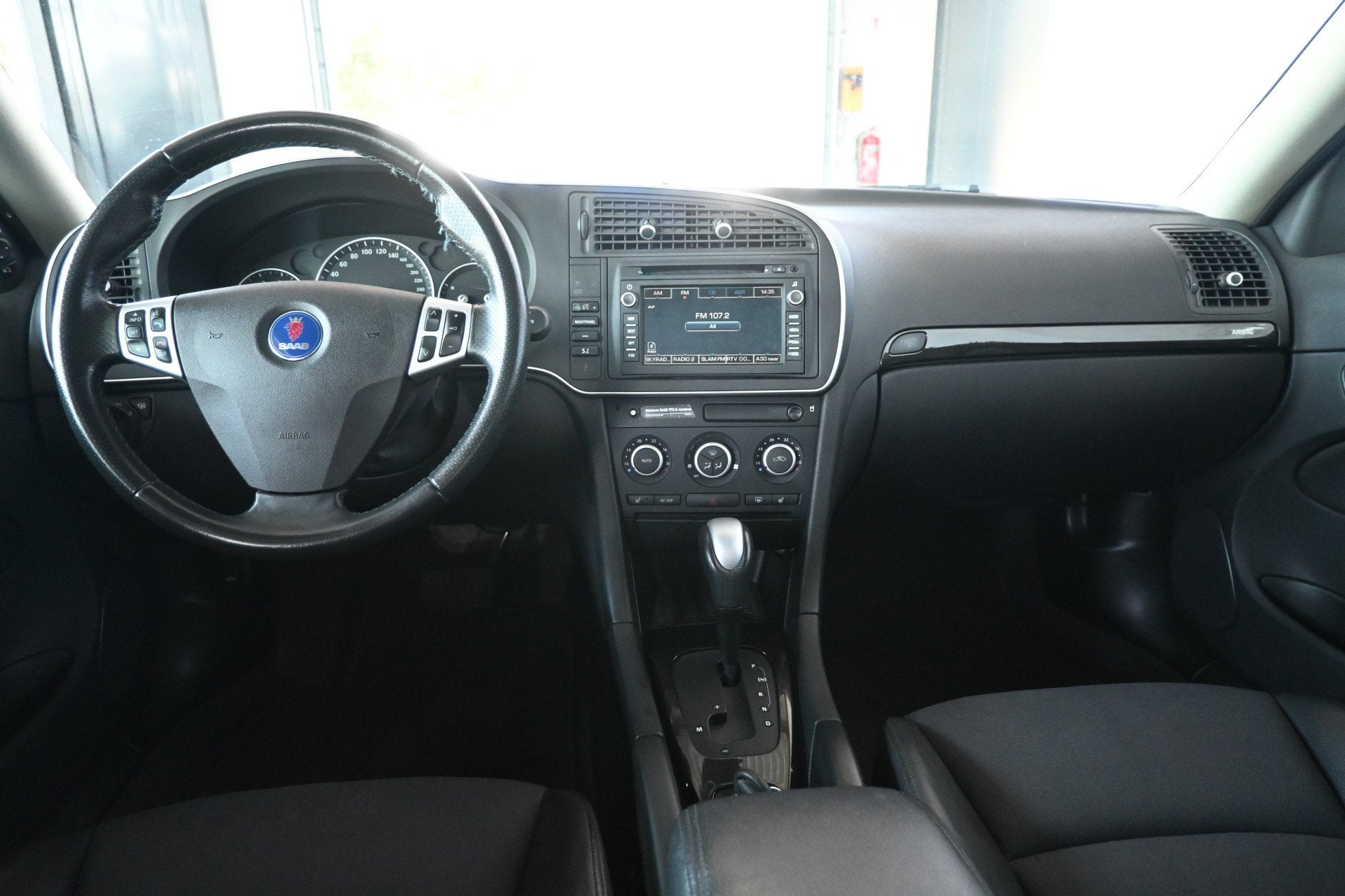 Saab 9-3 Sport Sedan 1.8t Norden Automaat Clima Navigatie Cr, 1998 cc, Navigatiesysteem, Gebruikt, 4 cilinders