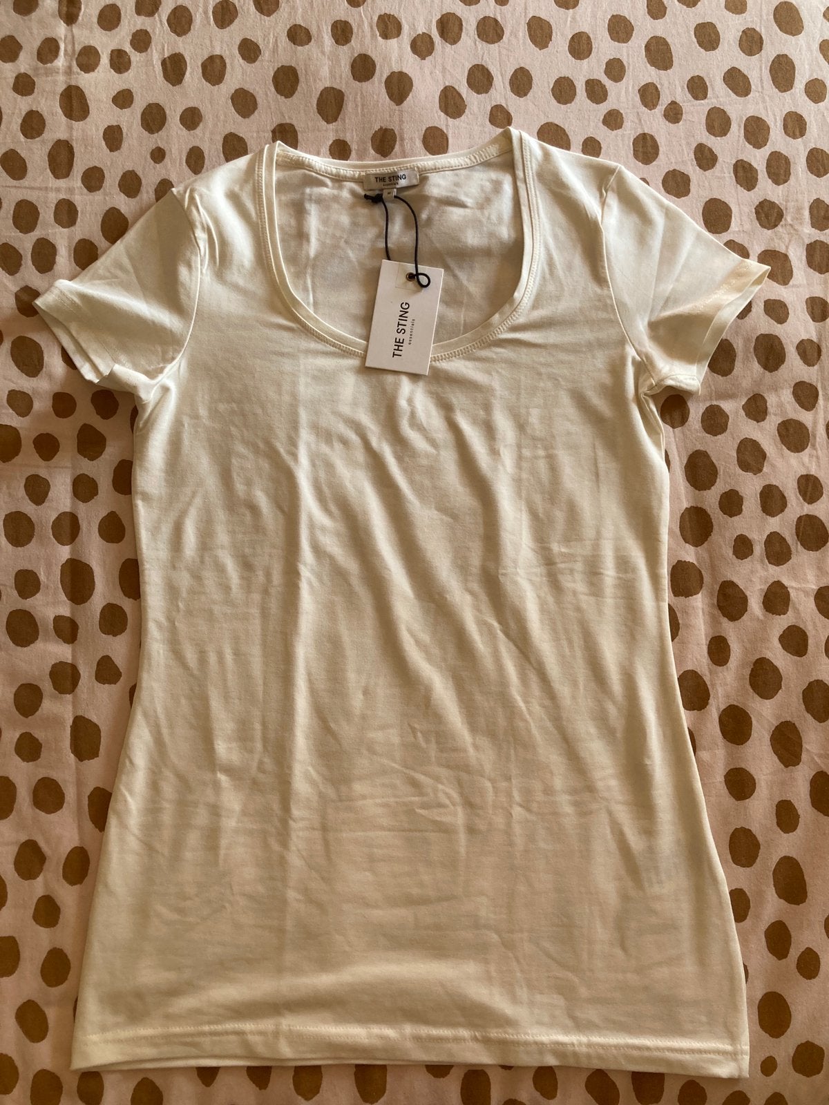 T shirt The Sting - creme - maat M (nieuw), Kleding | Dames, T-shirts, Maat 38/40 (M), Overige kleuren, Nieuw, Ophalen of Verzenden