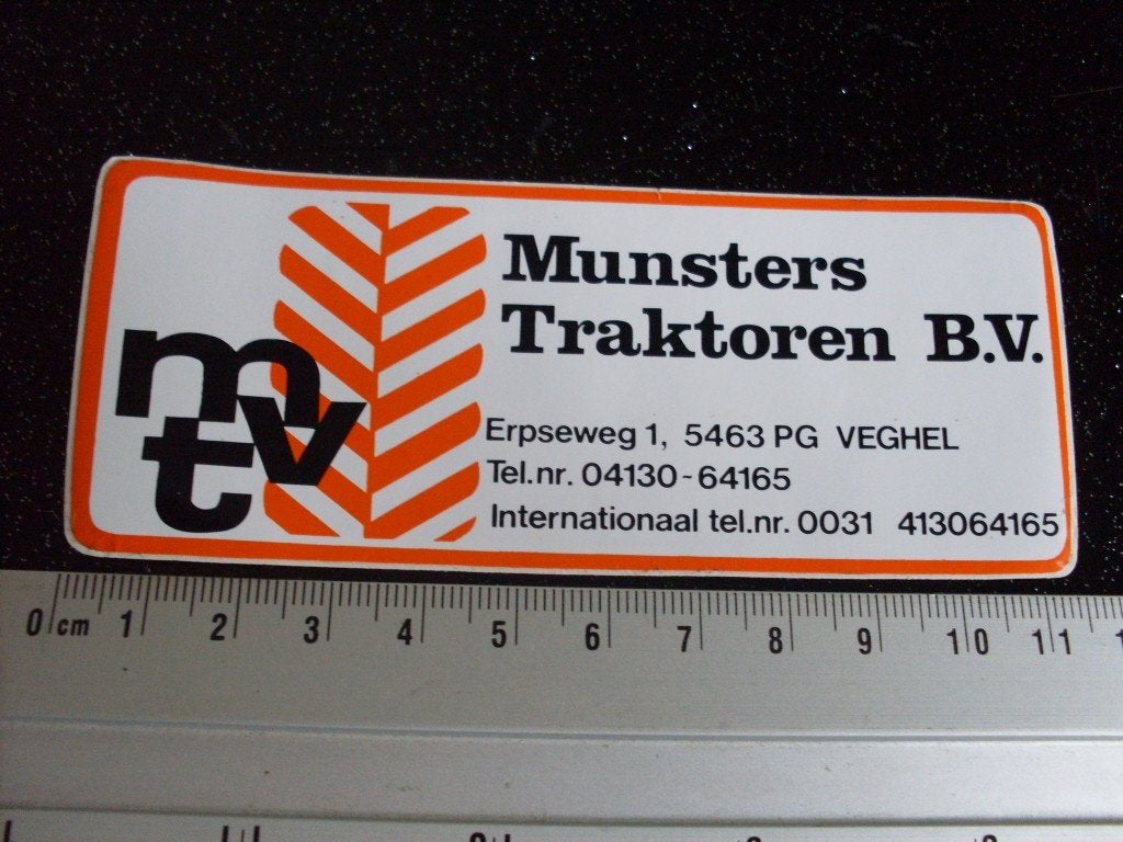 sticker Munsters Traktoren veghel logo MTV, Verzamelen, Verzenden, Zo goed als nieuw, Bedrijf of Vereniging
