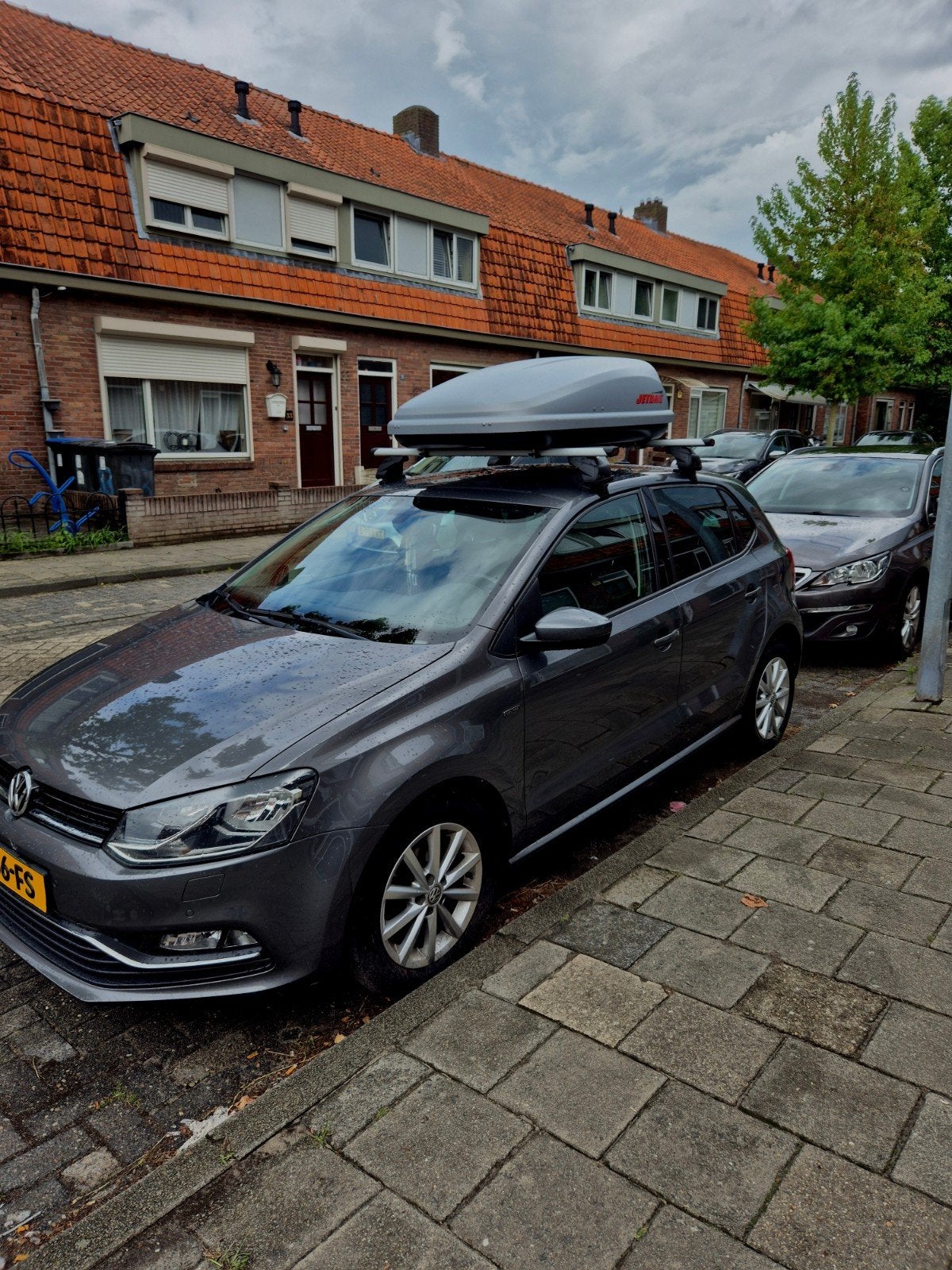 Dakdragers met  Dakkoffer, Auto diversen, Dakkoffers, Ophalen, Zo goed als nieuw