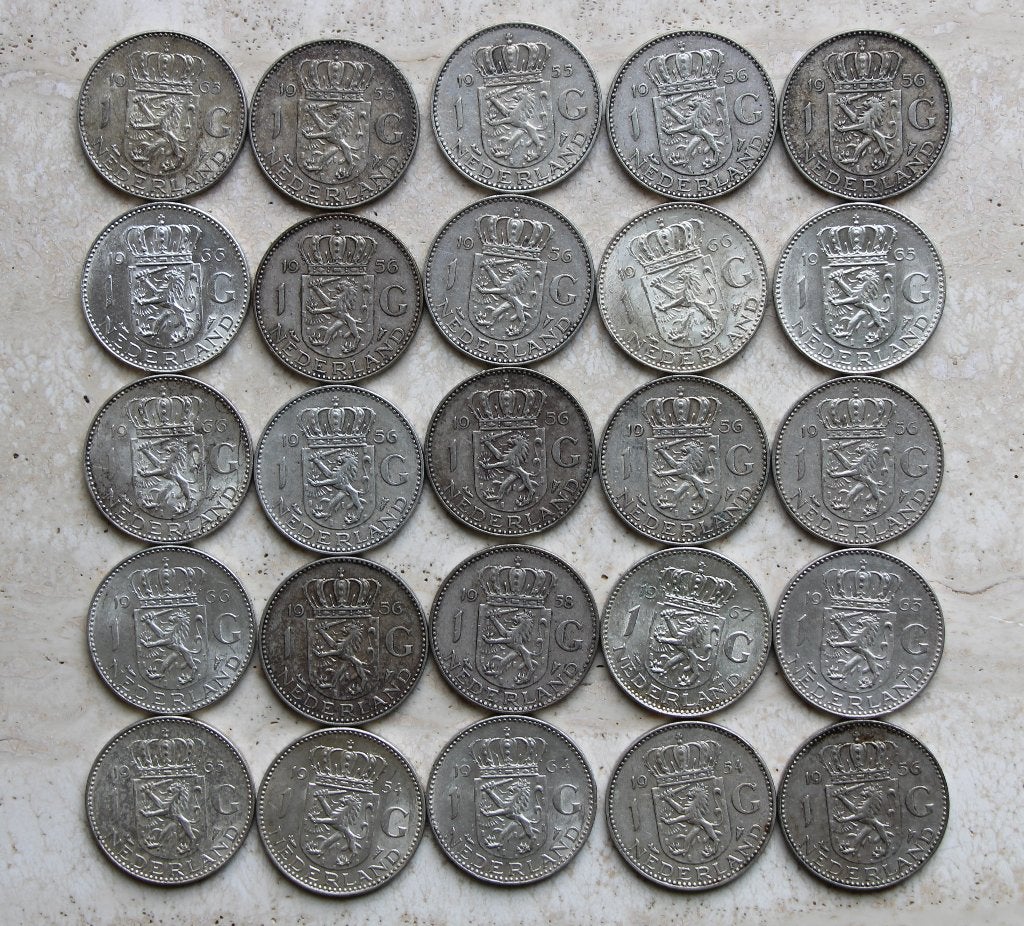 Partij van 25 stuks zilveren 1 gulden Juliana, Postzegels en Munten, Ophalen of Verzenden, Koningin Beatrix, Euro's, Zilver
