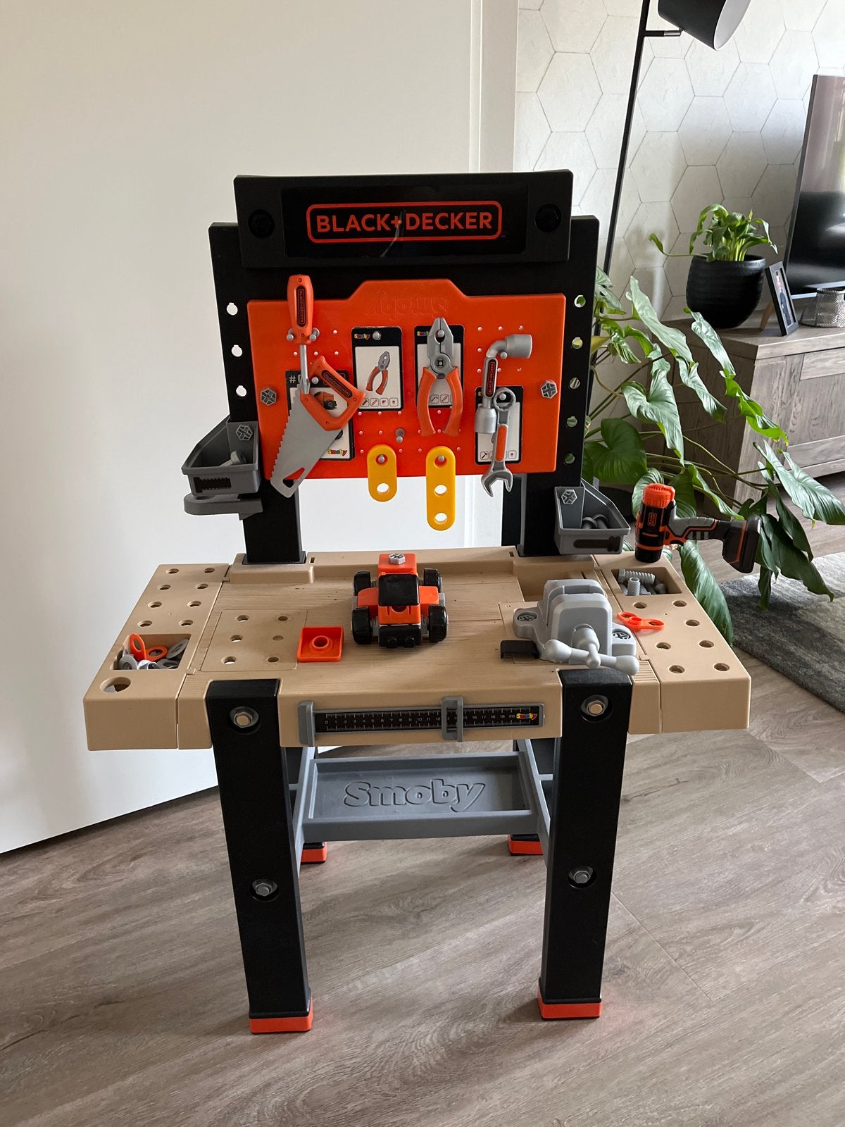 Black+Decker Smoby Werkbank met gereedschap en accessoires, Ophalen, Zo goed als nieuw, Jongen of Meisje