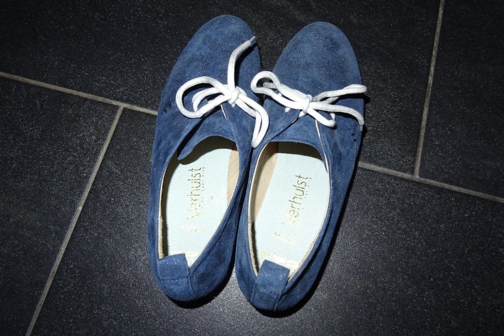 schoenen, Kleding | Dames, Schoenen, Blauw, Ophalen of Verzenden, Sneakers of Gympen, Zo goed als nieuw