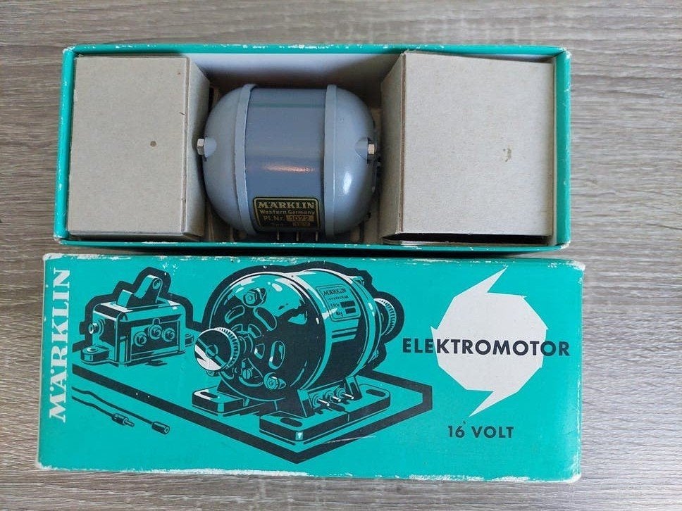 Märklin 1072 - 16V motor voor metalen bouwdozen, Ophalen of Verzenden