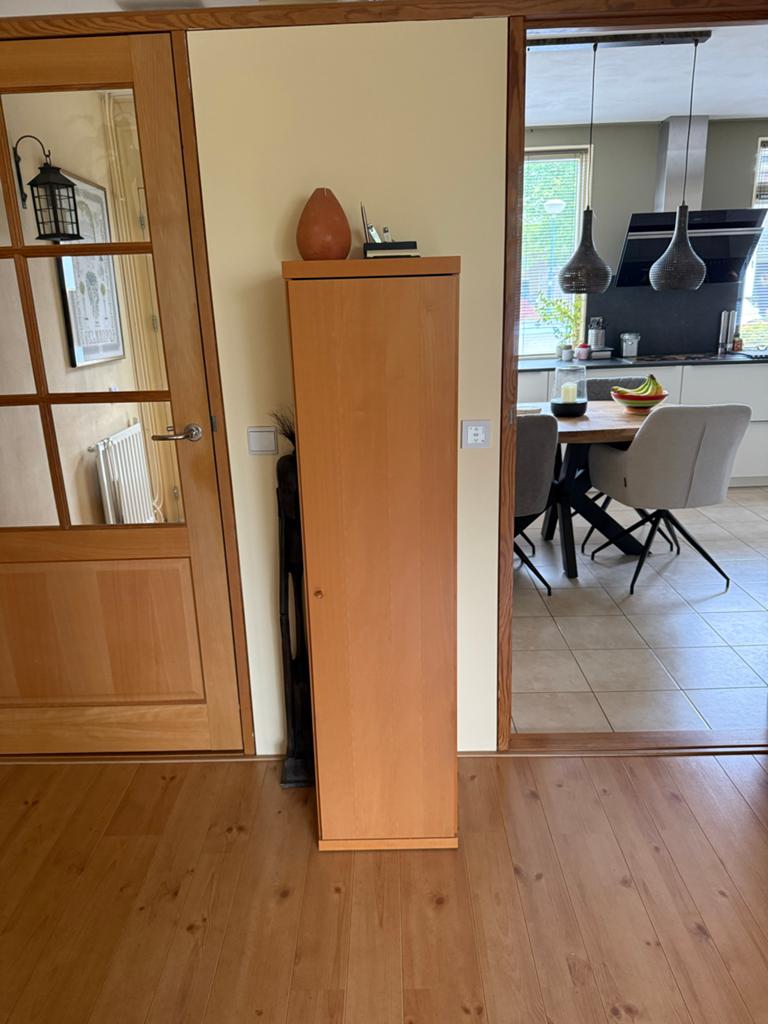 Kastje, 4 vakken, beuken, gratis, Ophalen, Gebruikt