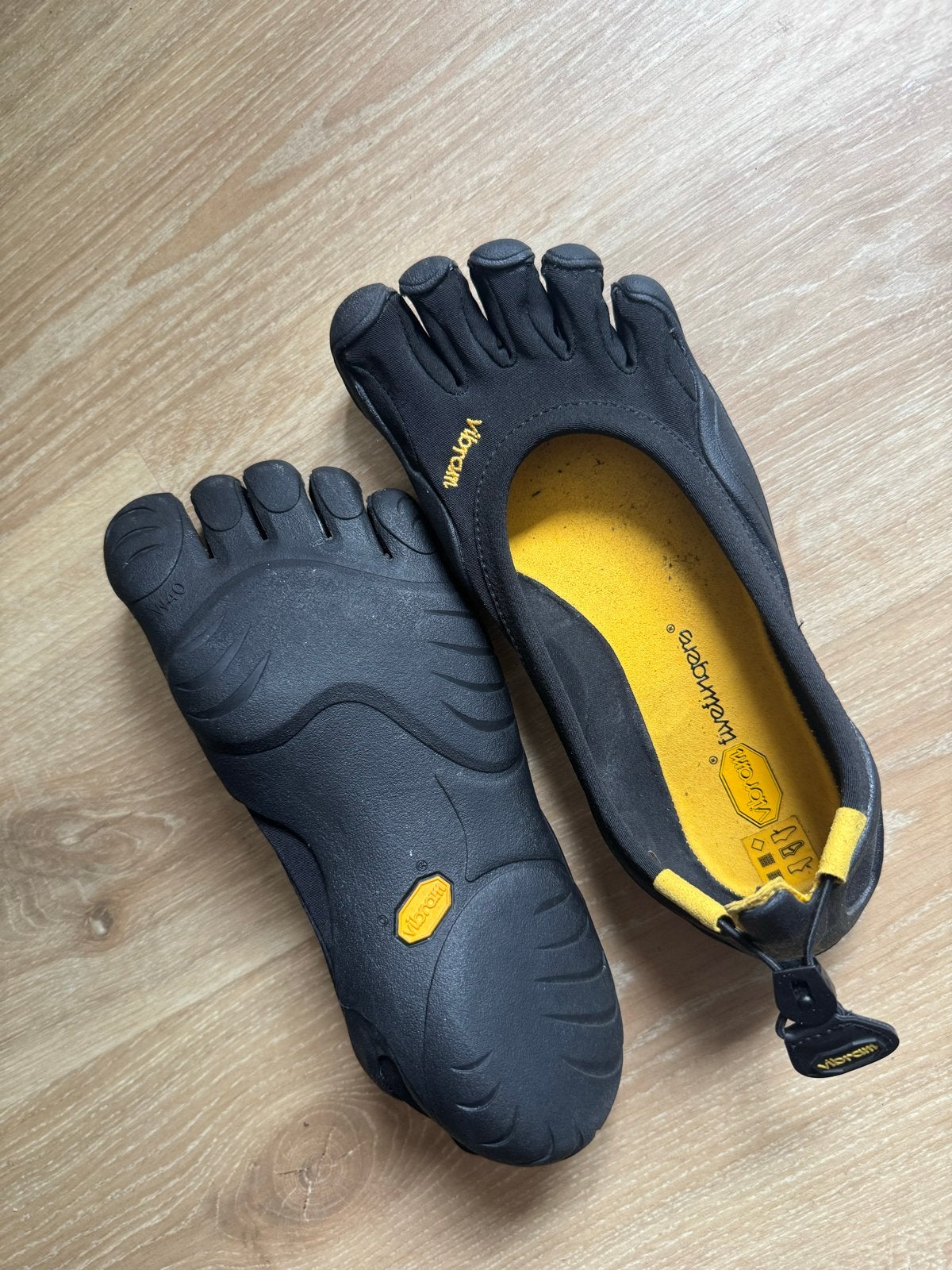 Vibram FiveFingers - Barefoot Sportschoenen, Ophalen of Verzenden, Zo goed als nieuw, Zwart, Sportschoenen