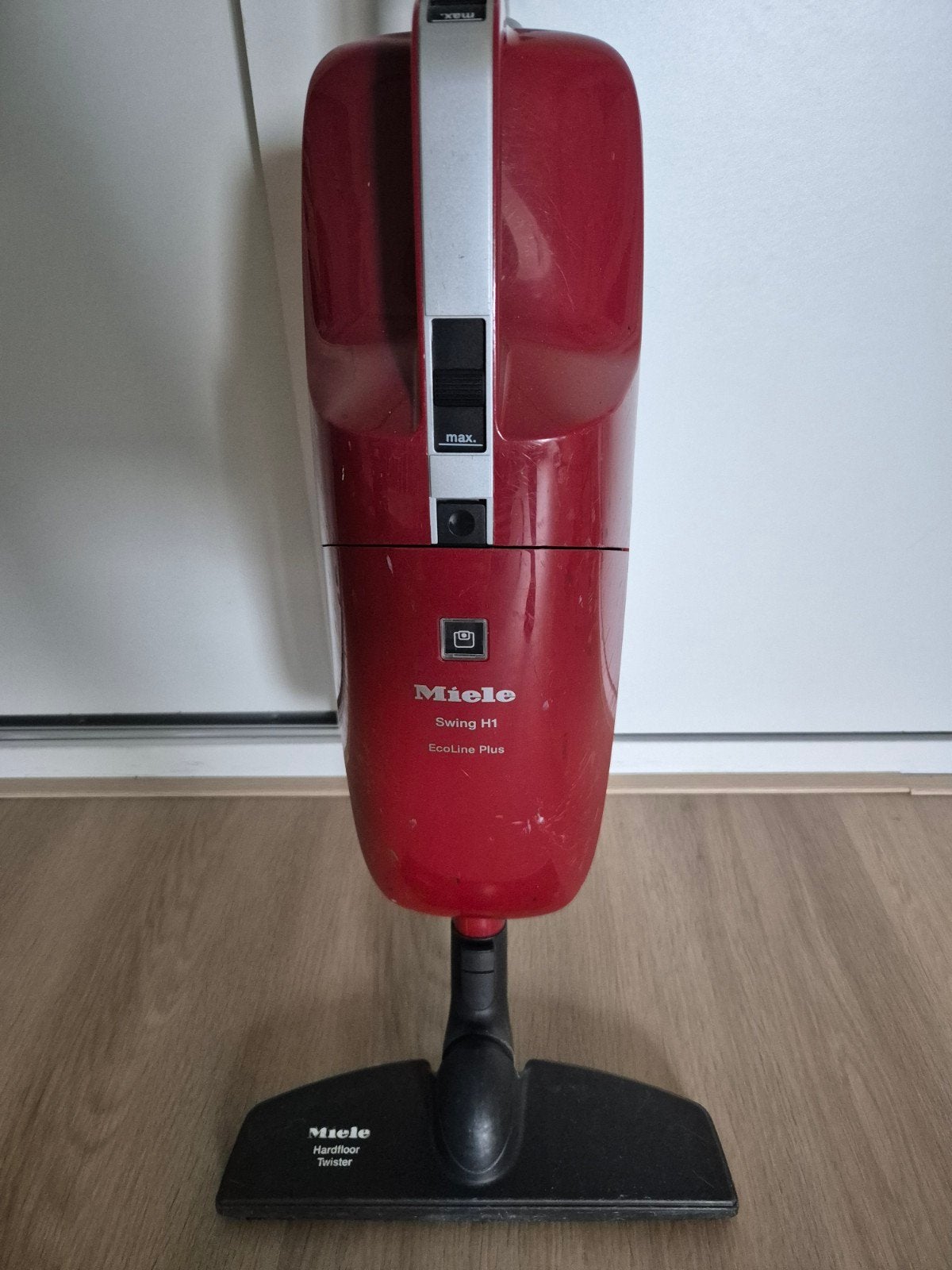 Miele Swing H1 Ecoline Plus steelstofzuiger, Zo goed als nieuw, Miele, Geschikt voor harde vloeren, Steelstofzuiger