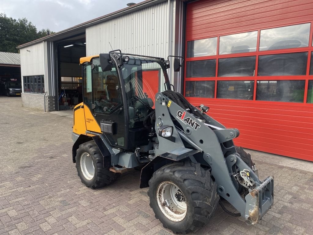Giant V5003HD, Graaflaadcombinatie