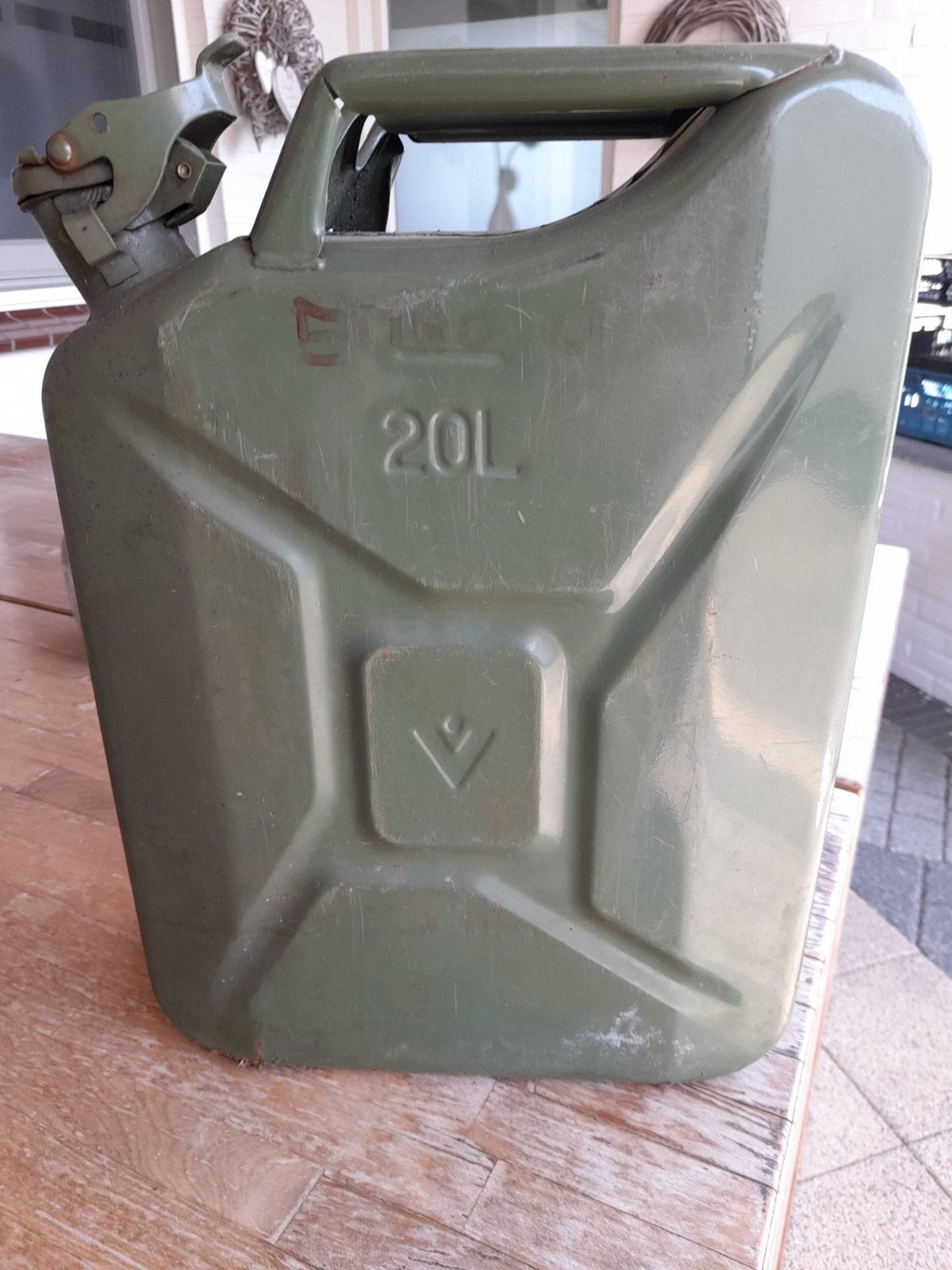Vintage metalen jerrycan 20L - Legergroen, Ophalen
