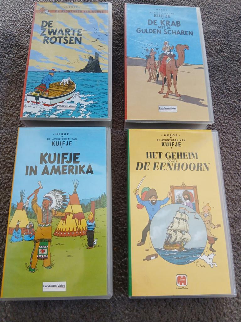 4 vintage Kuifje vhs videobanden, Gebruikt, Tekenfilm, Alle leeftijden, Ophalen of Verzenden