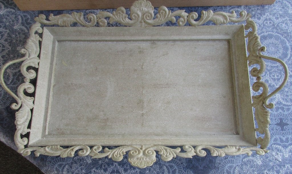 brocant metalen dienblad op pootjes - 60 x 37 cm, Huis en Inrichting, Woonaccessoires | Dienbladen, Ophalen of Verzenden, Rechthoekig