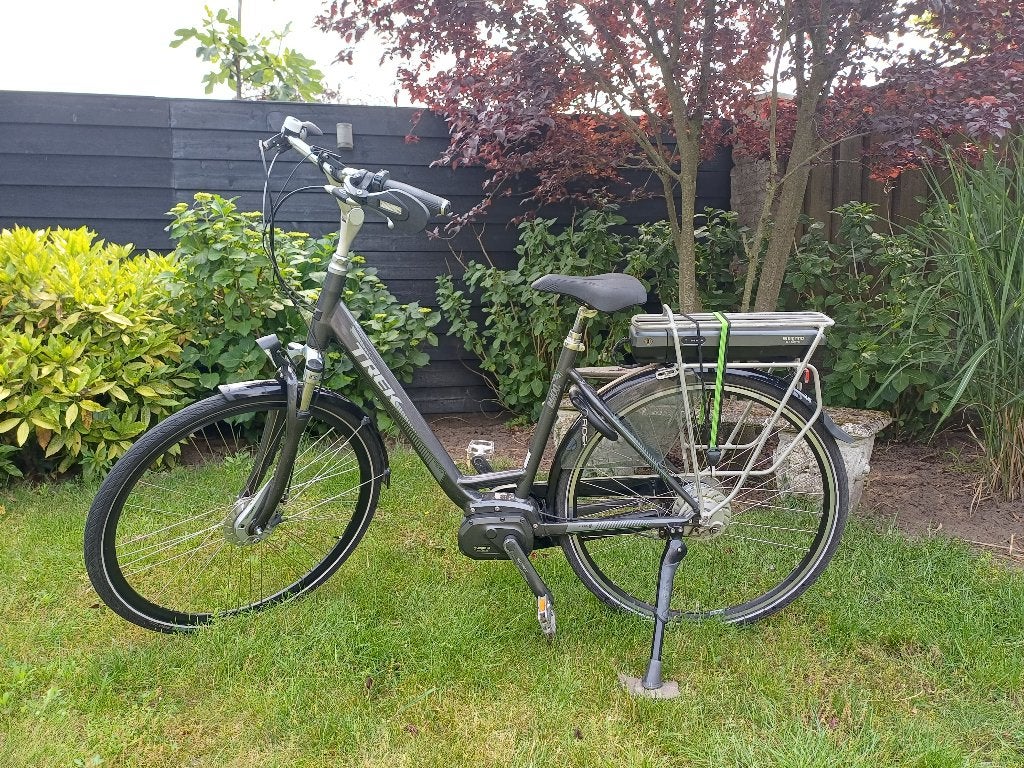 Trek Ebike, Lm400+ Lowstep Blx, damesfiets, weinig km's, Fietsen en Brommers, Elektrische fietsen, Gebruikt, 47 tot 51 cm, 50 km per accu of meer
