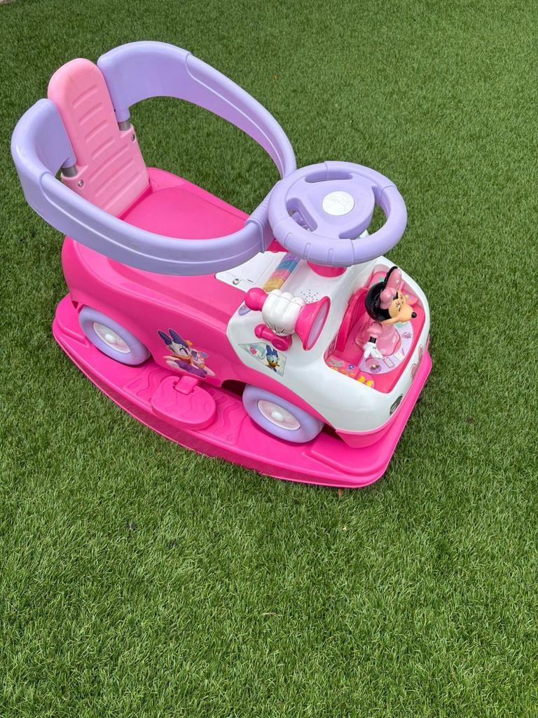 Minnie Mouse 4-in-1 Loopauto & Schommel met Geluid, Ophalen, Zo goed als nieuw, Loopvoertuig