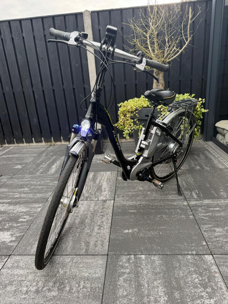 Flyer elektrische fiets - Goede staat, 9908 km middenmotor, Fietsen en Brommers, Gebruikt, Velgrem, Versnellingen, Minder dan 47 cm
