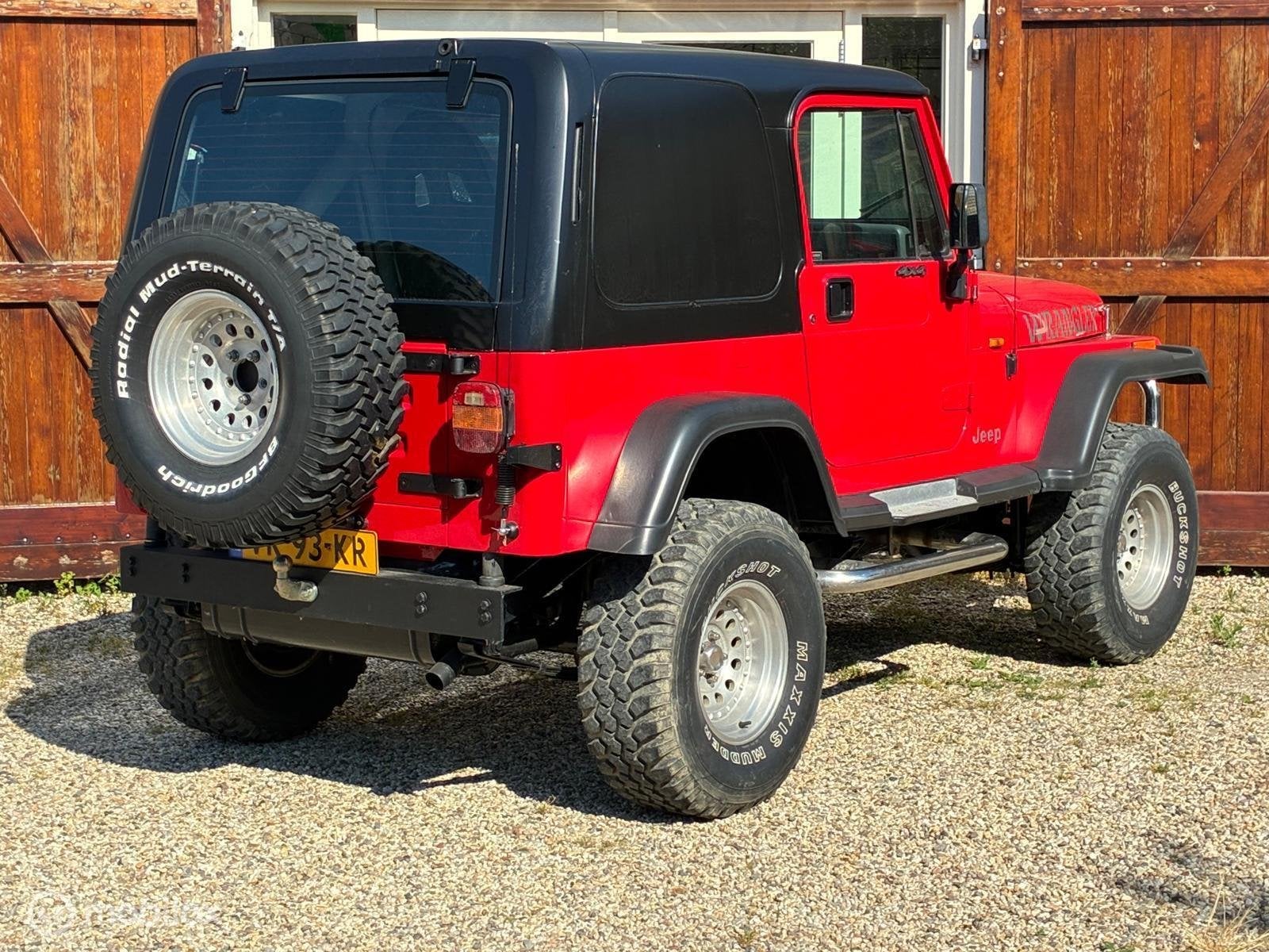 Jeep Wrangler 2.5 benzine, hardtop, softtop, lier, APK 2028, Auto's, Jeep, Trekhaak, Gebruikt, 103 pk, Handgeschakeld