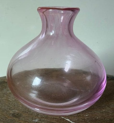 Nini Campbell design vaasje, Antiek en Kunst, Verzenden