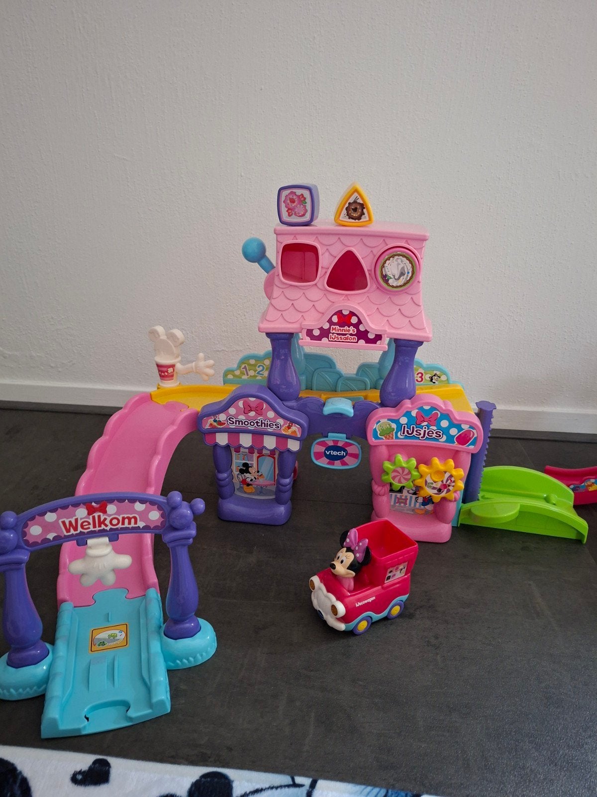 Minnie Mouse ijssalon, winkelparadijs, auto's en dieren, Ophalen, Zo goed als nieuw, Meisje