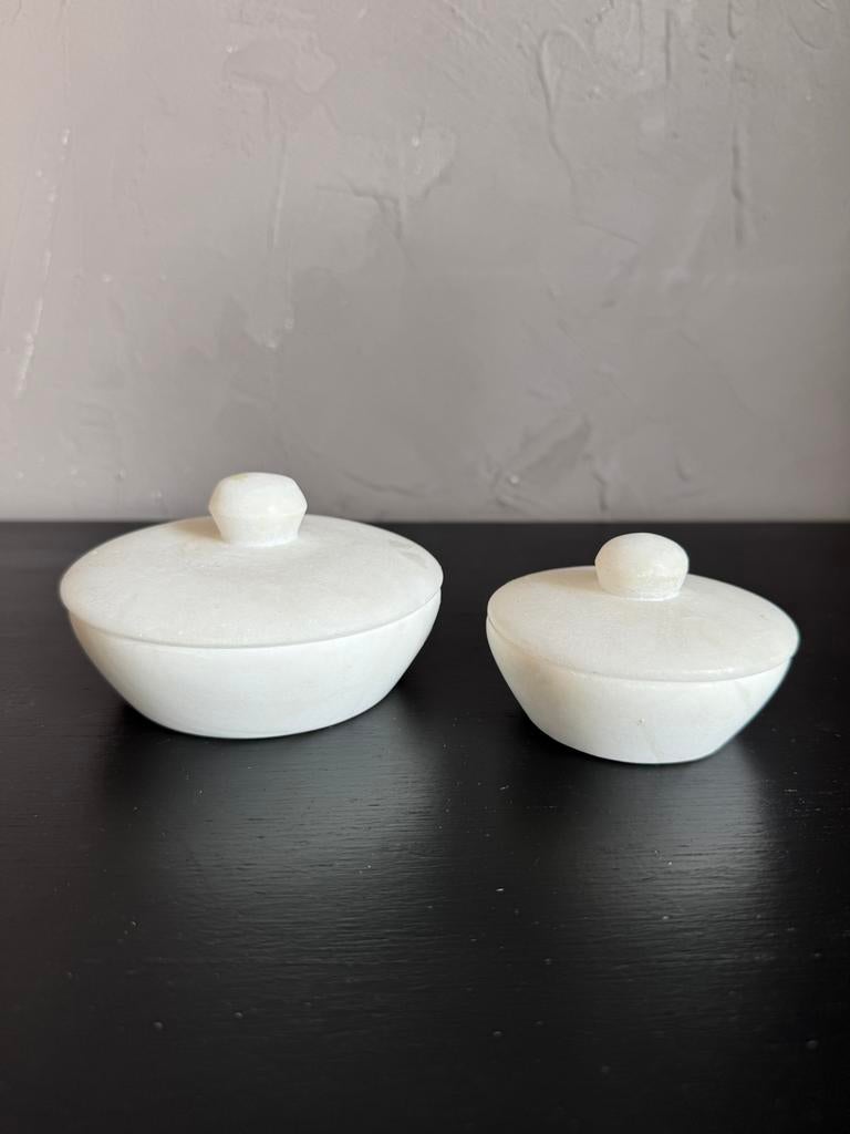 Wit marmeren kleine set opbergpotten, Ophalen of Verzenden, Zo goed als nieuw, Rond, Steen of Aardewerk