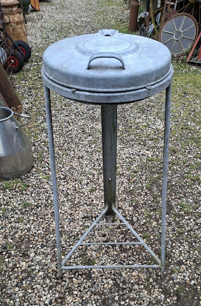 Vuilnisbak Standaard, Huis en Inrichting, Woonaccessoires | Prullenbakken, Ophalen, Gebruikt, 50 tot 75 cm, 40 liter of meer