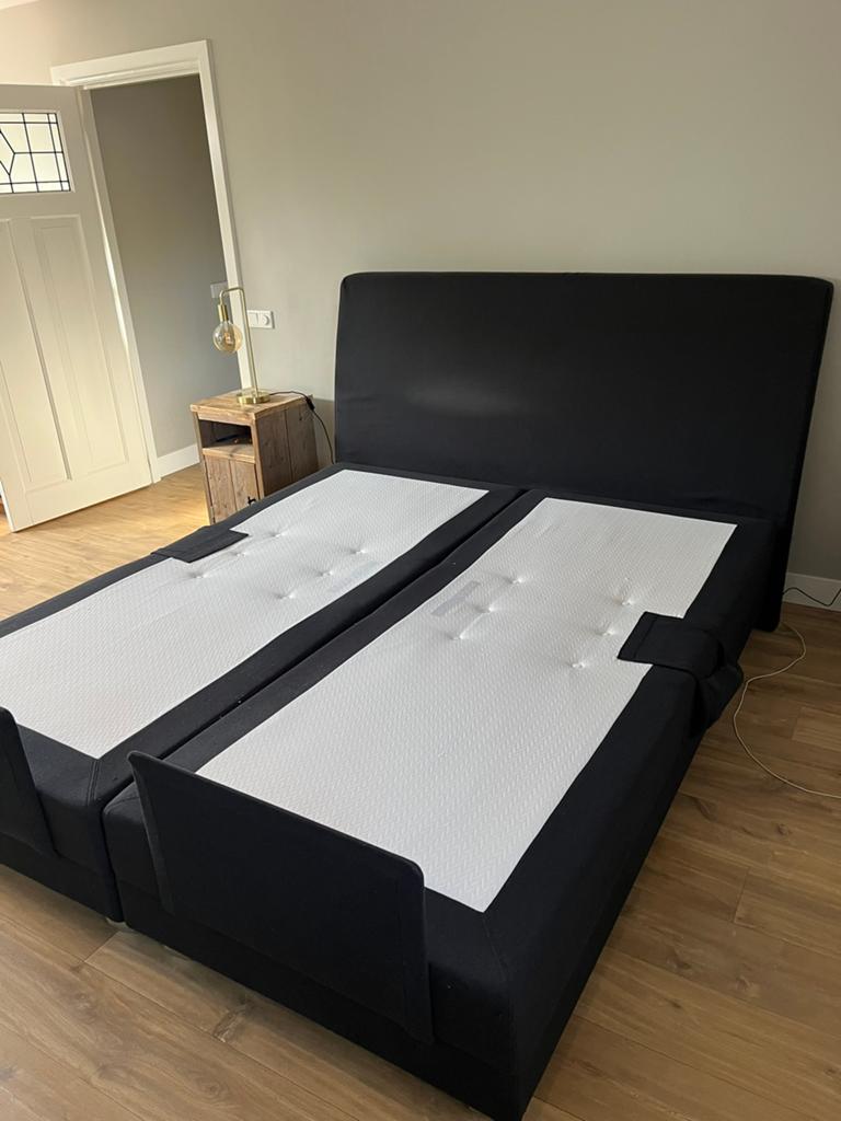 Elecktrische Boxspring Swiss Sense 1.80x2.10, Huis en Inrichting, Slaapkamer | Boxsprings, Ophalen, Gebruikt, Tweepersoons, 180 cm