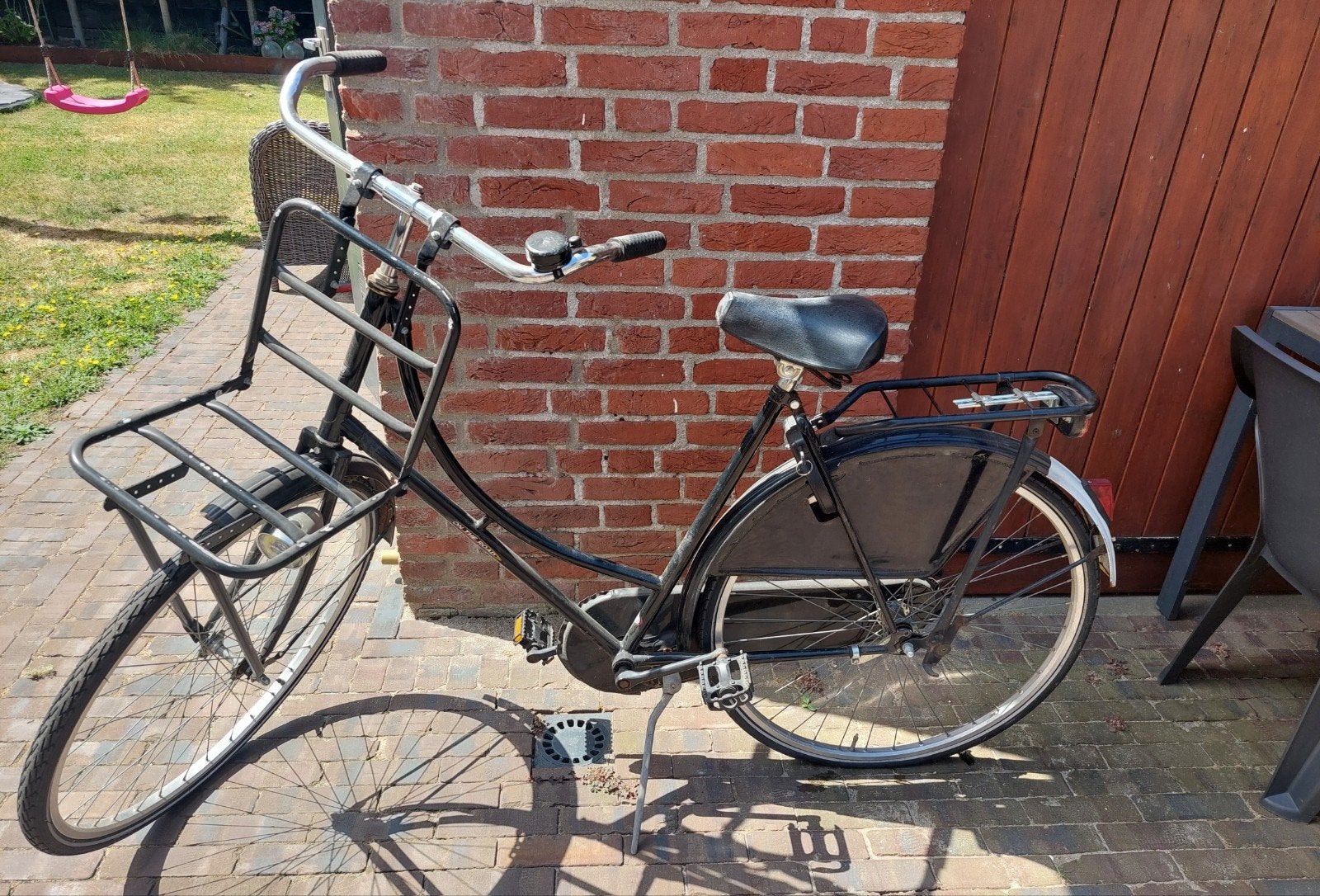 Zwarte dames omafiets, Ophalen, Gebruikt