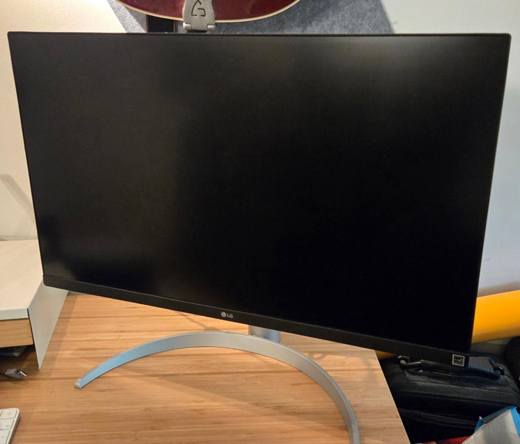 LG 27UP850N-W 27 inch 4K Monitor, Computers en Software, Monitoren, Zo goed als nieuw, 60 Hz of minder, In hoogte verstelbaar