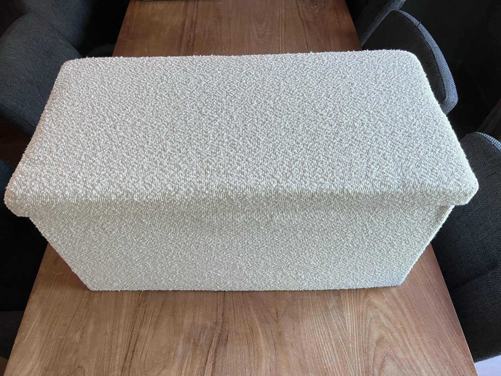Xenos opvouwbare opbergpoef - Crème/Wit Bouclé, Huis en Inrichting, Ophalen, Minder dan 50 cm, 75 tot 100 cm, Zo goed als nieuw