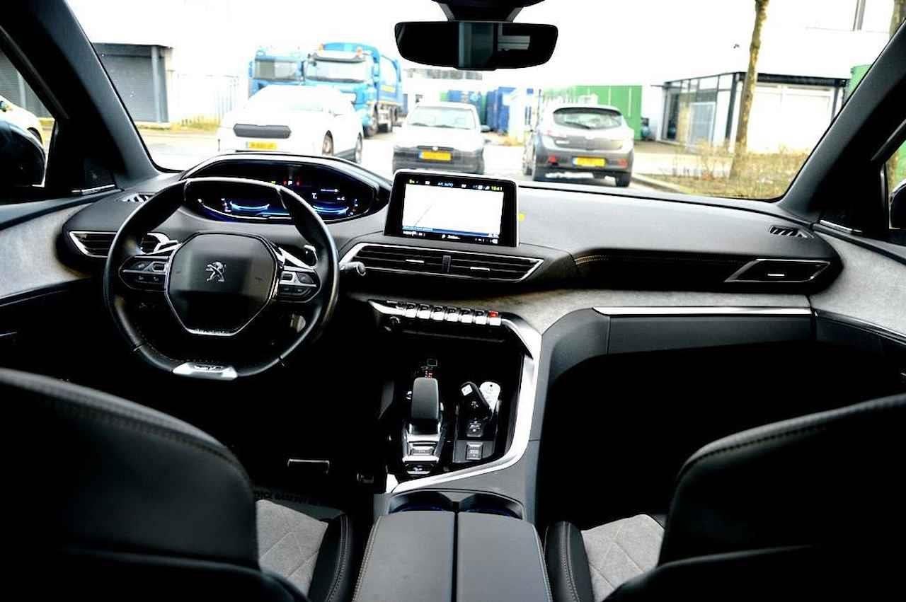 Peugeot 3008 1.6 HYbrid4 300 GT 300PK LMV-19/NAVI/LEER/360º, 4 cilinders, Wit, Bedrijf, Vierwielaandrijving