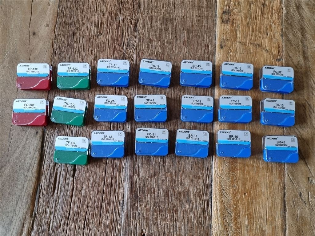2x doosje 100 stuiks AZDENT Dental Diamond Burs, Ophalen of Verzenden, Nieuw