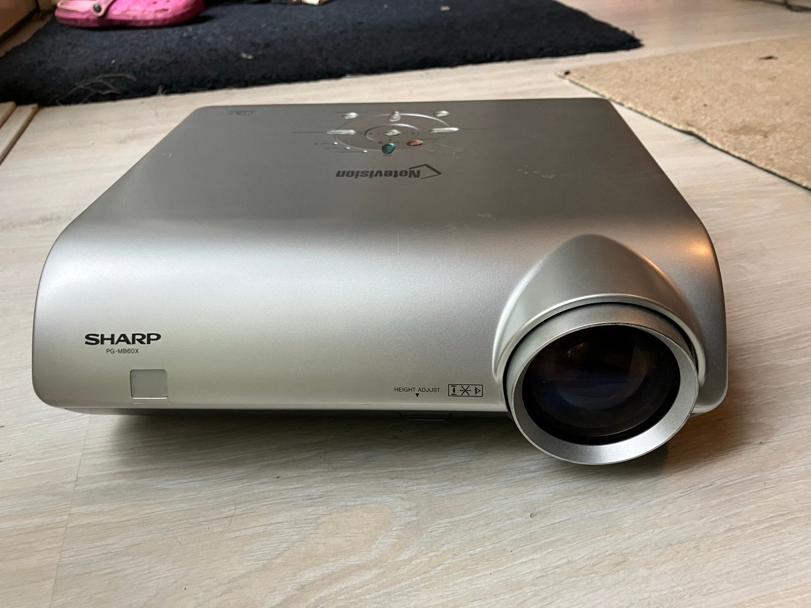 Sharp PG-MB60X Beamer - DLP Projector, Ophalen of Verzenden, Gebruikt, DLP